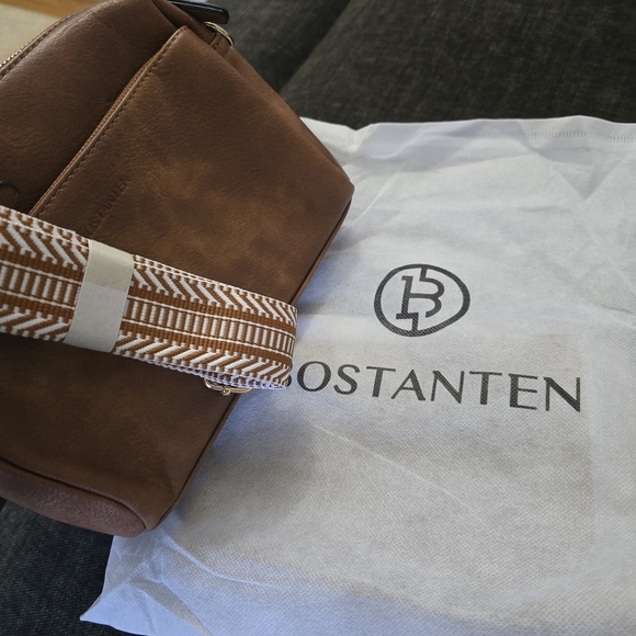 Bostanten Tan Leather Crossbody Bag - Picture 12 of 13